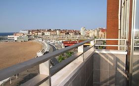 Sunshine Beach Gijon